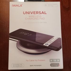iWalk UNIVERSAL WIRELESS CHARGING PAD